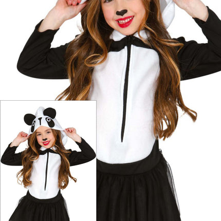 La fille au costume de panda