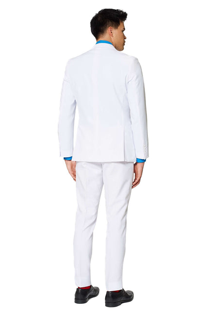 Hommes en costume blanc <tc>OppoSuits</tc>