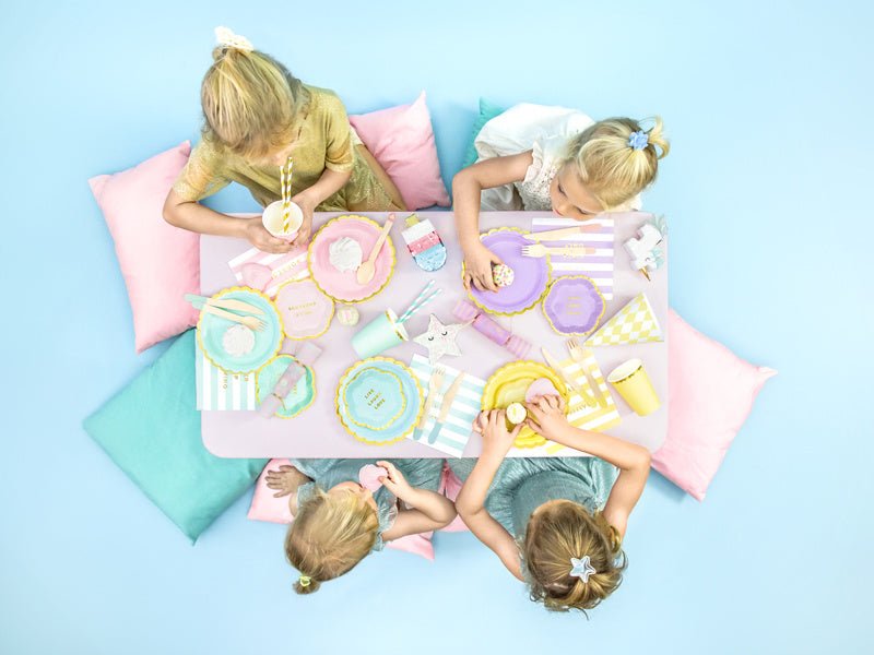 Lichtroze Servetten Hello Gorgeous 33cm 20st van Partydeco koop je bij Partywinkel