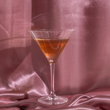 Roze Tafelloper Satijn 9m van Partydeco koop je bij Partywinkel