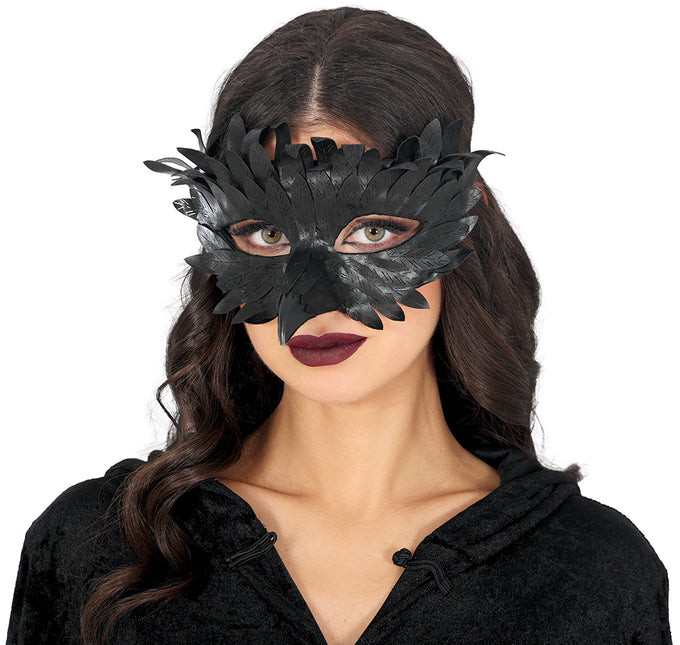 Masque pour les yeux noir avec des plumes