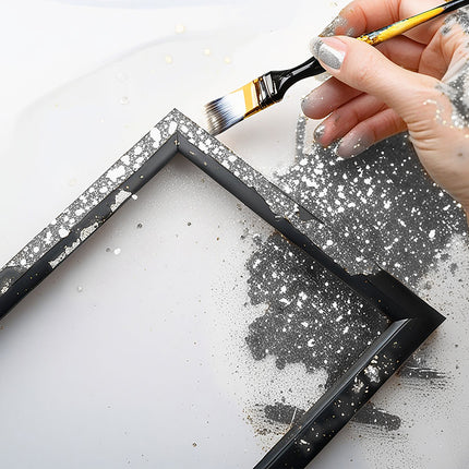 1 pot de paillettes biodégradables ou 10 gr d'argent