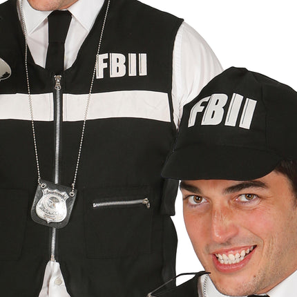 Gilet et casquette du FBI