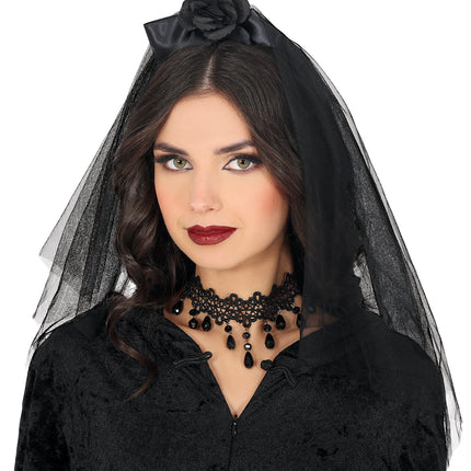 Bandeau noir, voile et fleur de squelette