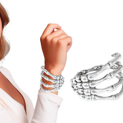 Bracelet Halloween Squelette argenté Main