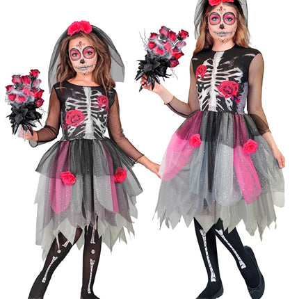 ROBE DE SQUELETTE AVEC DES ROSES