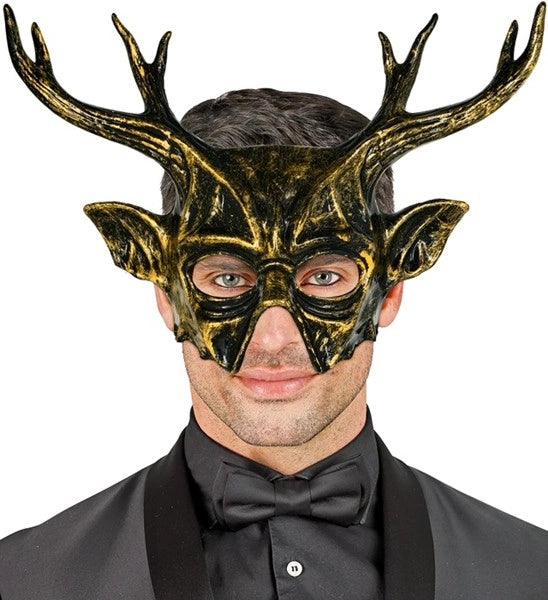 Masque de Baphomet avec des cornes