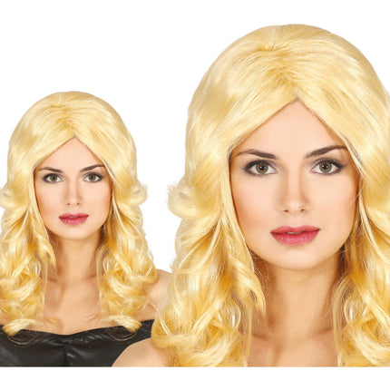 Trait de perruque blonde