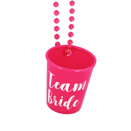 Collier avec un petit verre à shot « Team bride »
