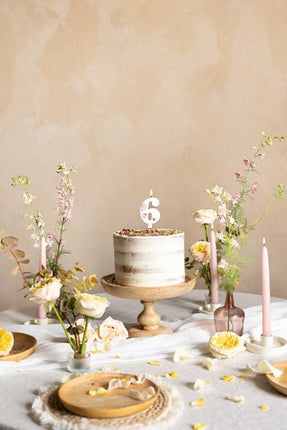 6 Jaar Kaars Bloemblaadjes 8cm van Partydeco koop je bij Partywinkel