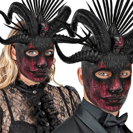 MASQUE DE PRÊTRE VAUDOU