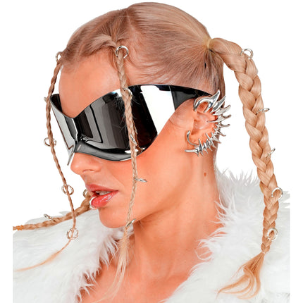 Boucle d'oreille « faux piercing » pour Halloween