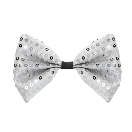 Jeu de paillettes argentées