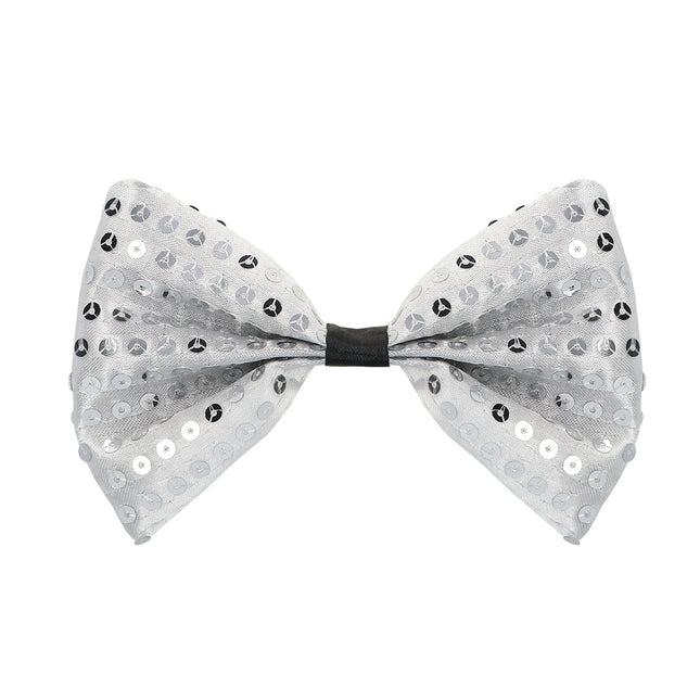 Jeu de paillettes argentées