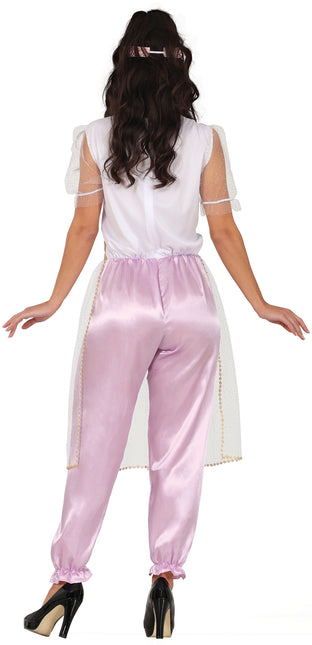 Princesse du désert, adulte