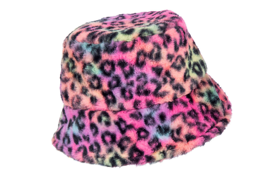 Chapeau panthère en fourrure arc-en-ciel