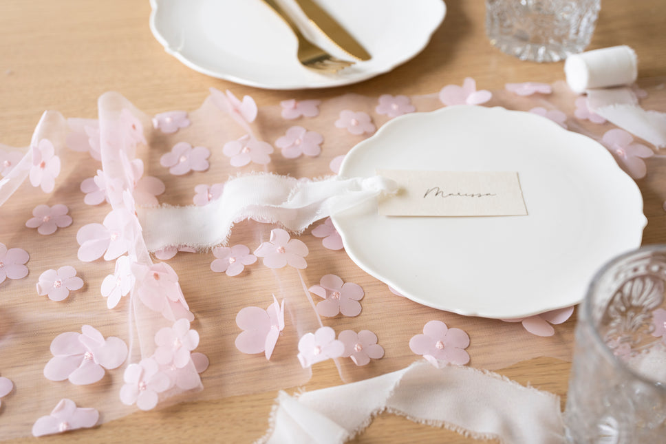Chemin de table floral rose clair 5m