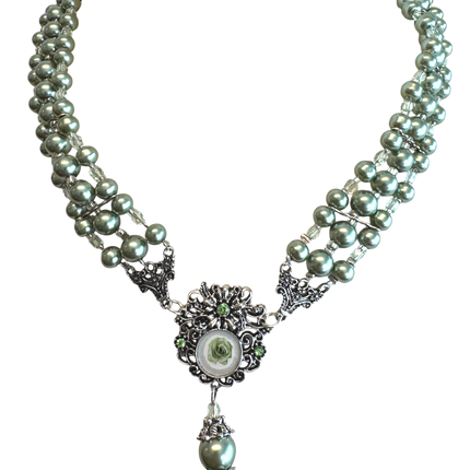 Collier vert pierre précieuse