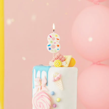 Bougie de 8 ans colorée 10cm