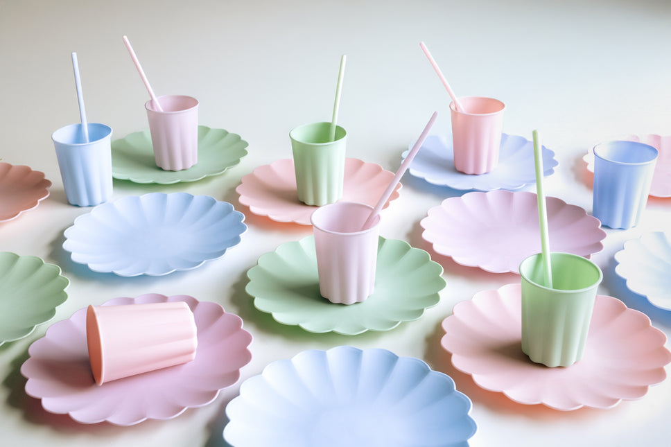 Assiettes en plastique Frill, 22 x 22 cm, violet