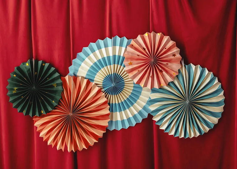 Eventails en papier coloré 5pcs