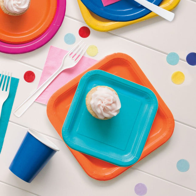 Borden Vierkant Oranje 23cm 14st van Unique koop je bij Partywinkel