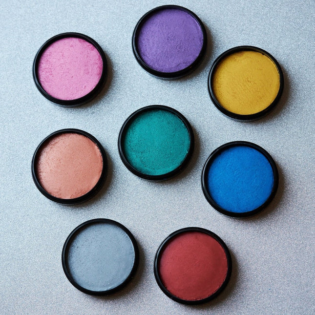 Cosmic Moon Metallic Pro Face Paint Cake Pots Blue 36g van Moon Creations koop je bij Partywinkel