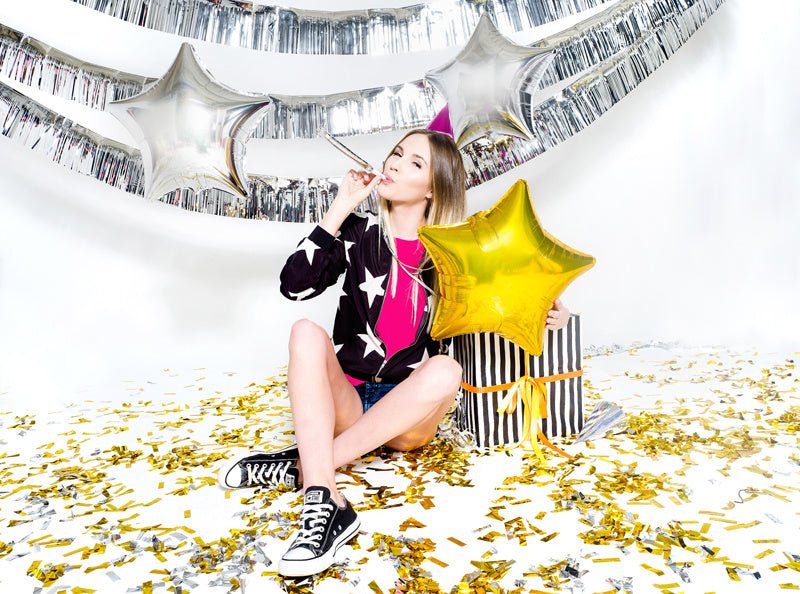 Feesthoedjes Holografisch Glitter 16cm 20st van Partydeco koop je bij Partywinkel