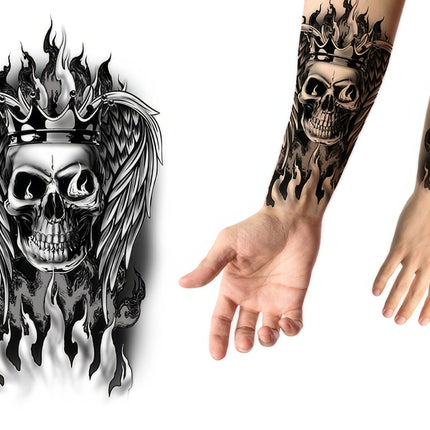Faux crâne tatoué 30cm