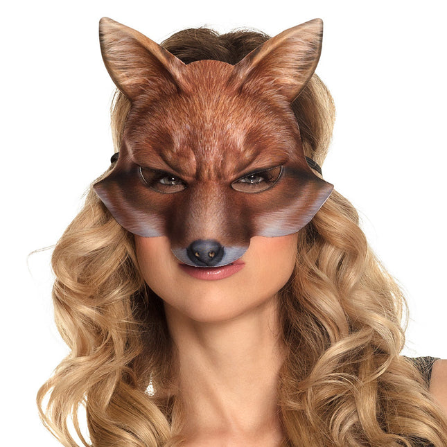 Renard à demi-masque