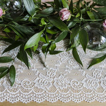 Chemin de table Dentelle 15cm 9m