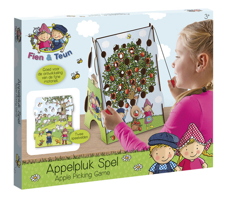 Fien & Teun cueillent des pommes