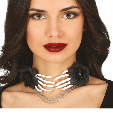 Collier d'Halloween Mains