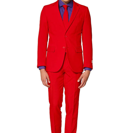 Hommes en costume rouge <tc>OppoSuits</tc>