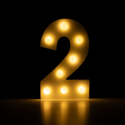 2 figures lumineuses 16.5cm