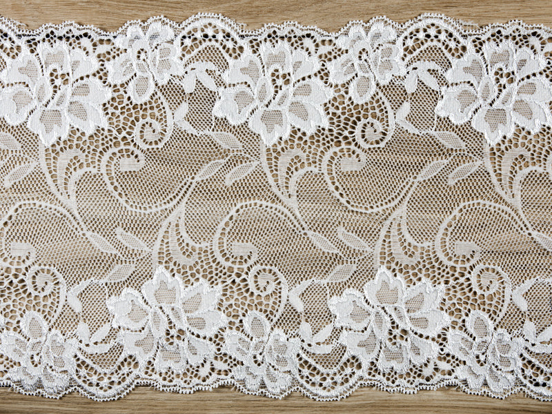 Chemin de table Dentelle 18cm 9m