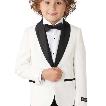 Garçon en smoking blanc <tc>OppoSuits</tc>