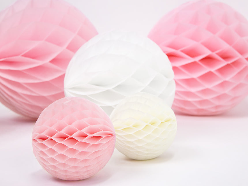 Boule en nid d'abeille rose clair 30cm