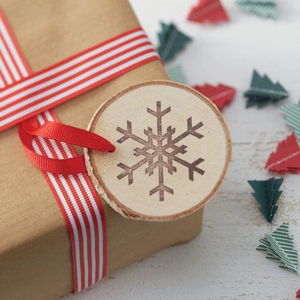 Décoration suspendue Flocon de neige en bois 6 pièces