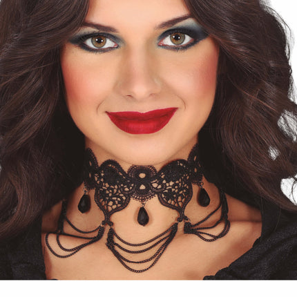 Collier noir dentelle et pierres
