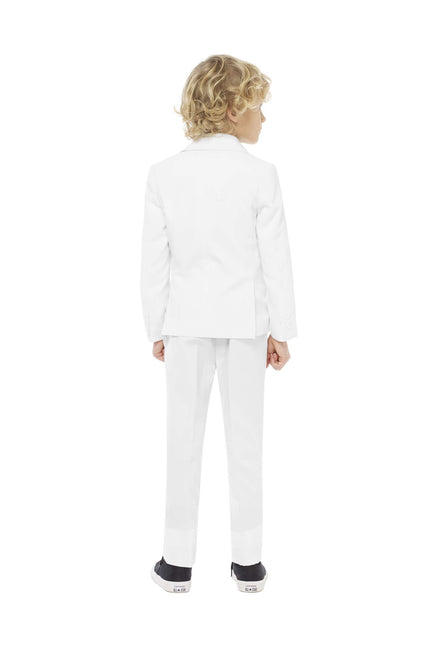 Garçon au costume blanc <tc>OppoSuits</tc>