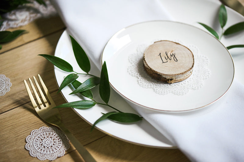 Cartes de table en bois 6pcs