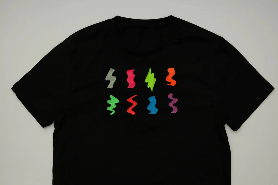 Moon Glow Glow in the Dark Fabric Paint Invisible 30ml van Moon Creations koop je bij Partywinkel