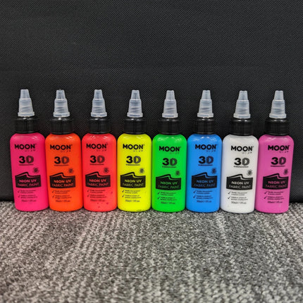 Moon Glow Neon UV Fabric Paint 30ml Intense Red 30ml van Moon Creations koop je bij Partywinkel