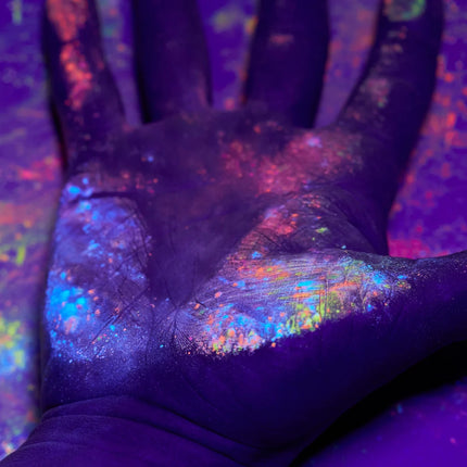 Moon Glow Neon UV Pigment Shakers Intense Green 5g van Moon Creations koop je bij Partywinkel