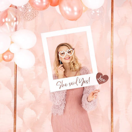 Photobooth Frame She Said Yes 59,5cm van Partydeco koop je bij Partywinkel
