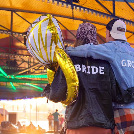 Strijk Embleem Groom 30cm van Partydeco koop je bij Partywinkel