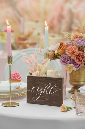 Tafelnummer Eight 18cm van Partydeco koop je bij Partywinkel