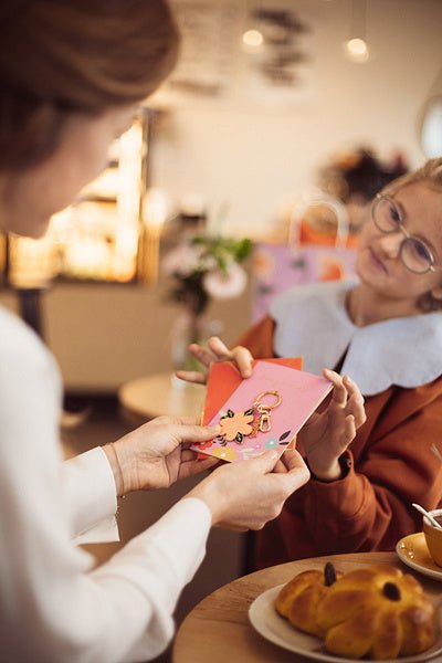 Wenskaart Sleutelhanger 16cm van Partydeco koop je bij Partywinkel