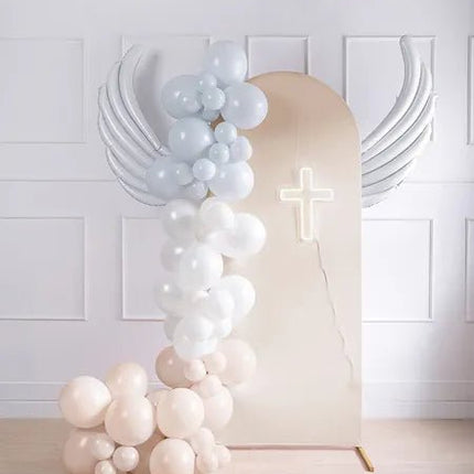 Witte Vleugels Folie 5,6m van Partydeco koop je bij Partywinkel